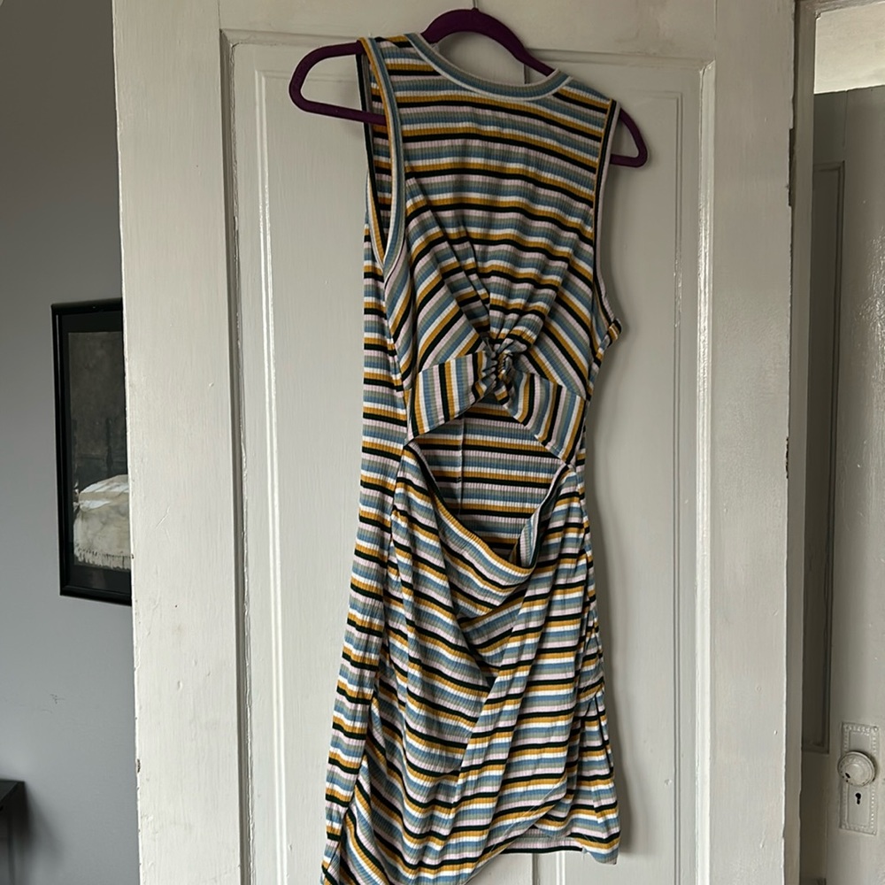 Striped dress size large summer twist front with cut out
